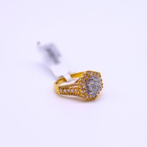 18K Female Diamond Ring-heshela