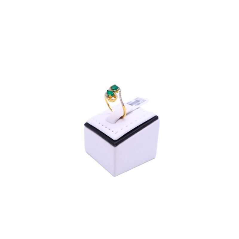Gold and Diamond Products -18K Female Diamond Ring